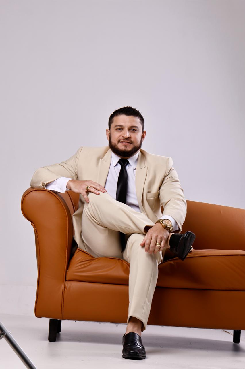 Dr. Kleber Nascimento em consulta lifestyle